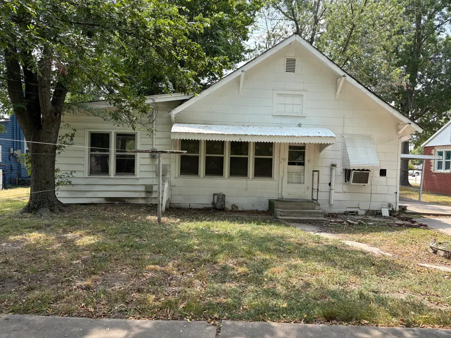 214 S Main Street, Afton, OK 74331 - #3