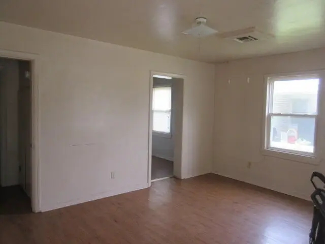 1013 K Street, Miami, OK 74354 - #2