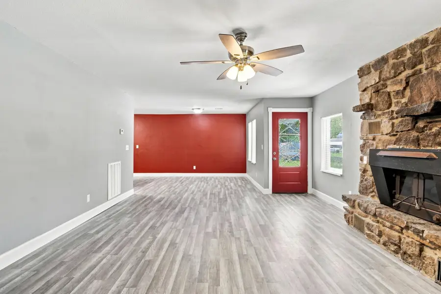 1020 C Street, Commerce, OK 74339 - #3