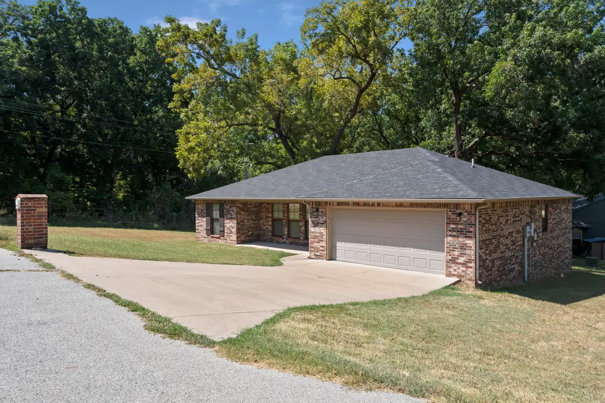 701 Hickory Circle, Grove, OK 74344 - #1