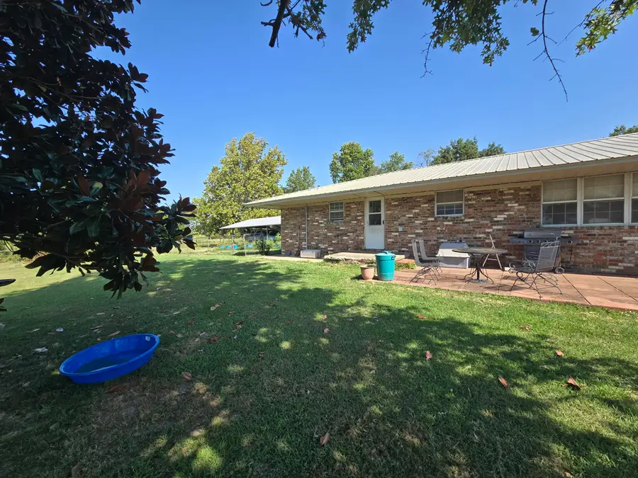 53201 E 65 Road, Miami, OK 74354 - #2