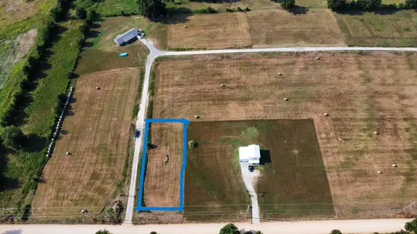 63197 E 270 Road, Grove, OK 74344
