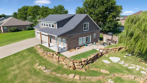 511 Summit Drive, Grove, OK 74344