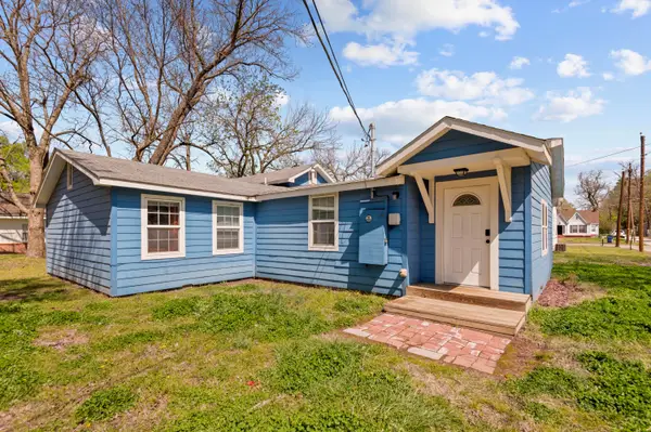 625 W Tahlequah Avenue, Vinita, OK 74301