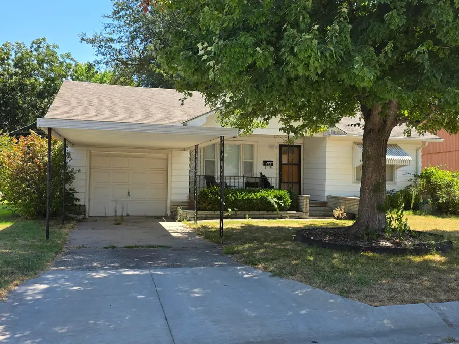 732 D Street, Miami, OK 74354 - #2