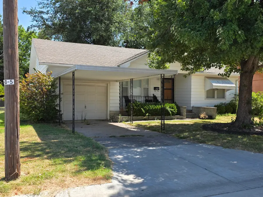 732 D Street, Miami, OK 74354 - #3