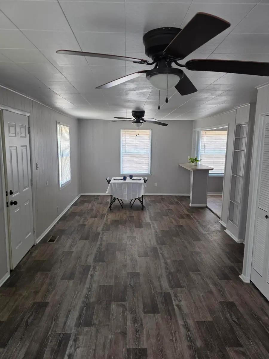 711 Harned Avenue, Miami, OK 74354 - #3