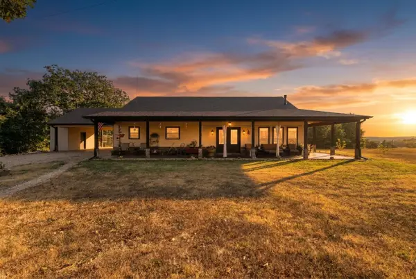 11850 S 689 Road, Wyandotte, OK 74370