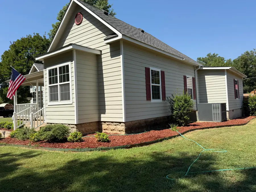 102 E Conner Avenue, Fairland, OK 74343 - #3
