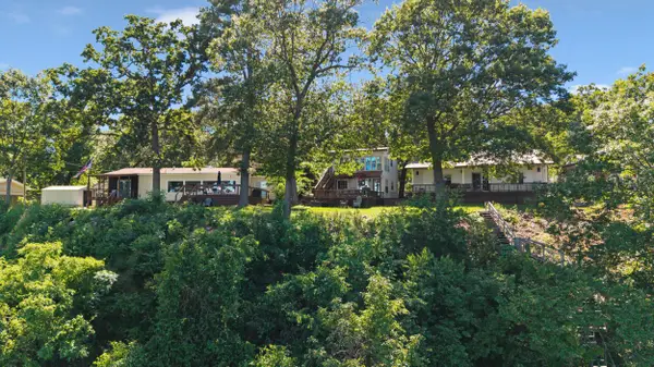 24721 S 613 Road, Grove, OK 74344