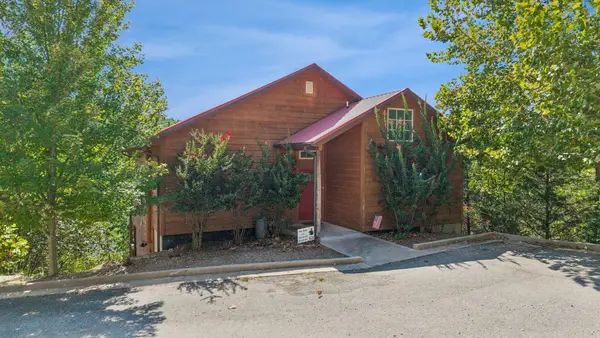 50 Dripping Springs Point, Eucha, OK 74342