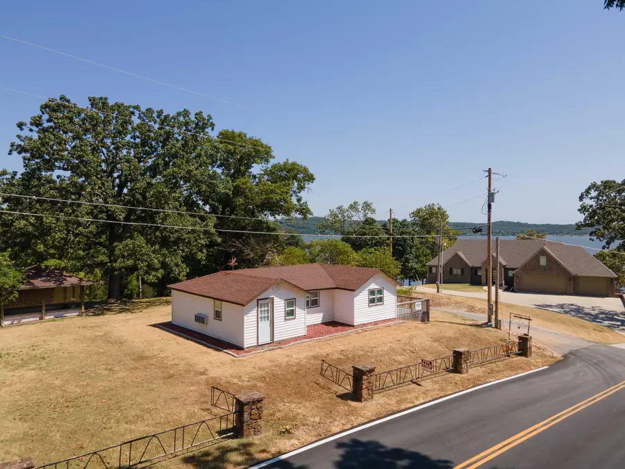 61310 E 250 Road, Grove, OK 74344 - #3