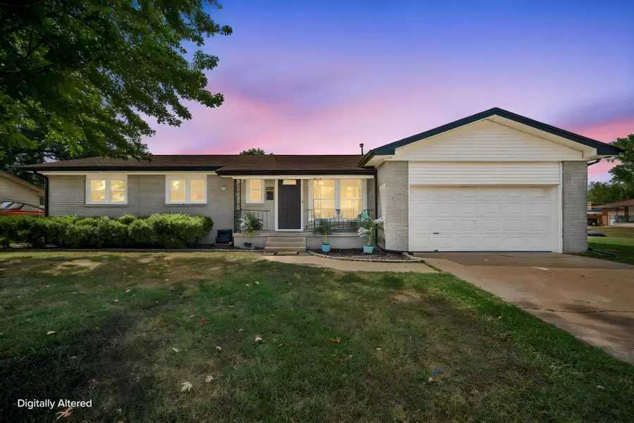 605 S Thompson Street, Vinita, OK 74301 - #2