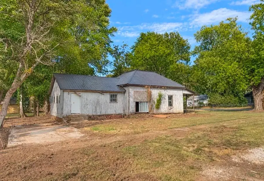 301 N Foreman Street, Vinita, OK 74301 - #2