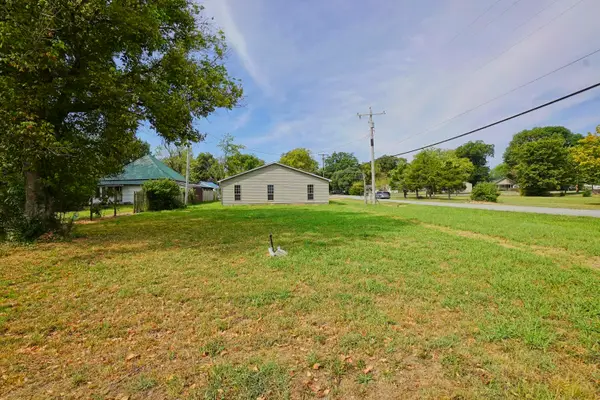 200 Mulberry, Afton, OK 74331