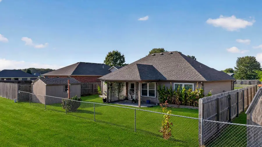 1506 W 11th Street, Grove, OK 74344 - #3