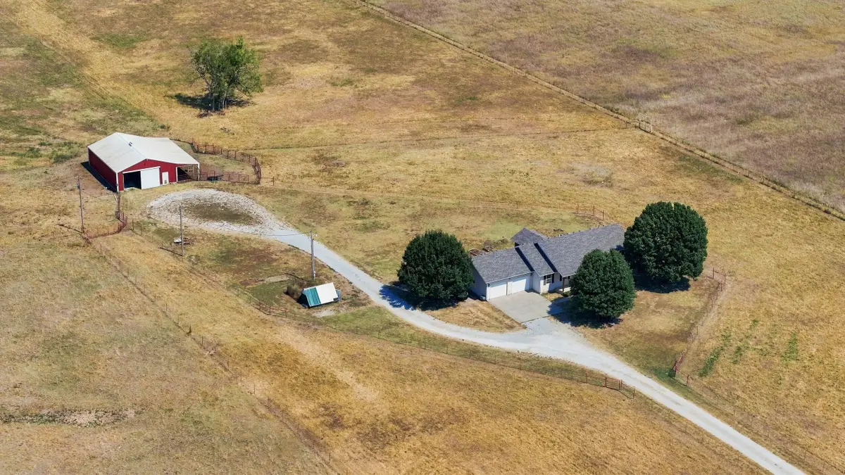 57420 E 140 Road, Miami, OK 74354 - #1
