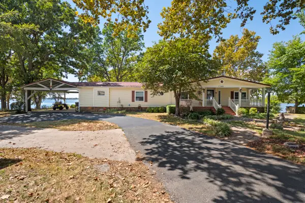 26001 S 605 Road, Grove, OK 74344