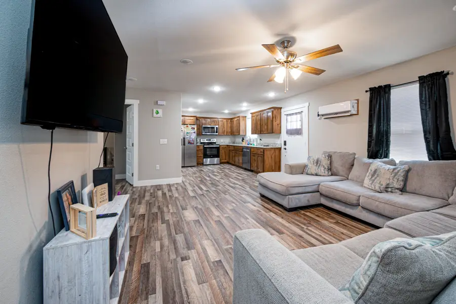373 E Callis Street, Colcord, OK 74338 - #2