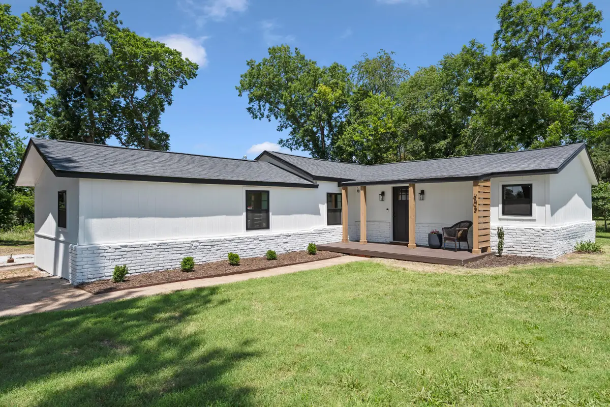 903 W 7th Street, Grove, OK 74344 - #1