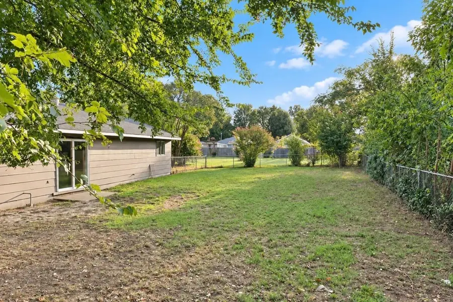 406 Christy Court, Grove, OK 74344 - #2