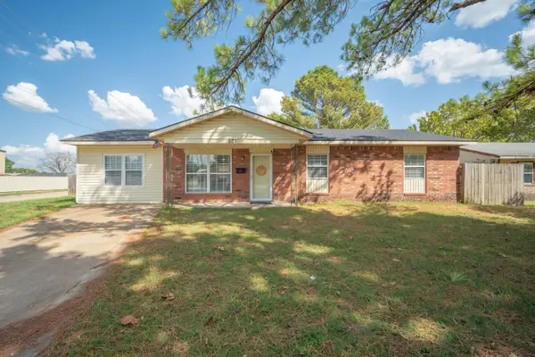 501 E E Street Se, Miami, OK 74354