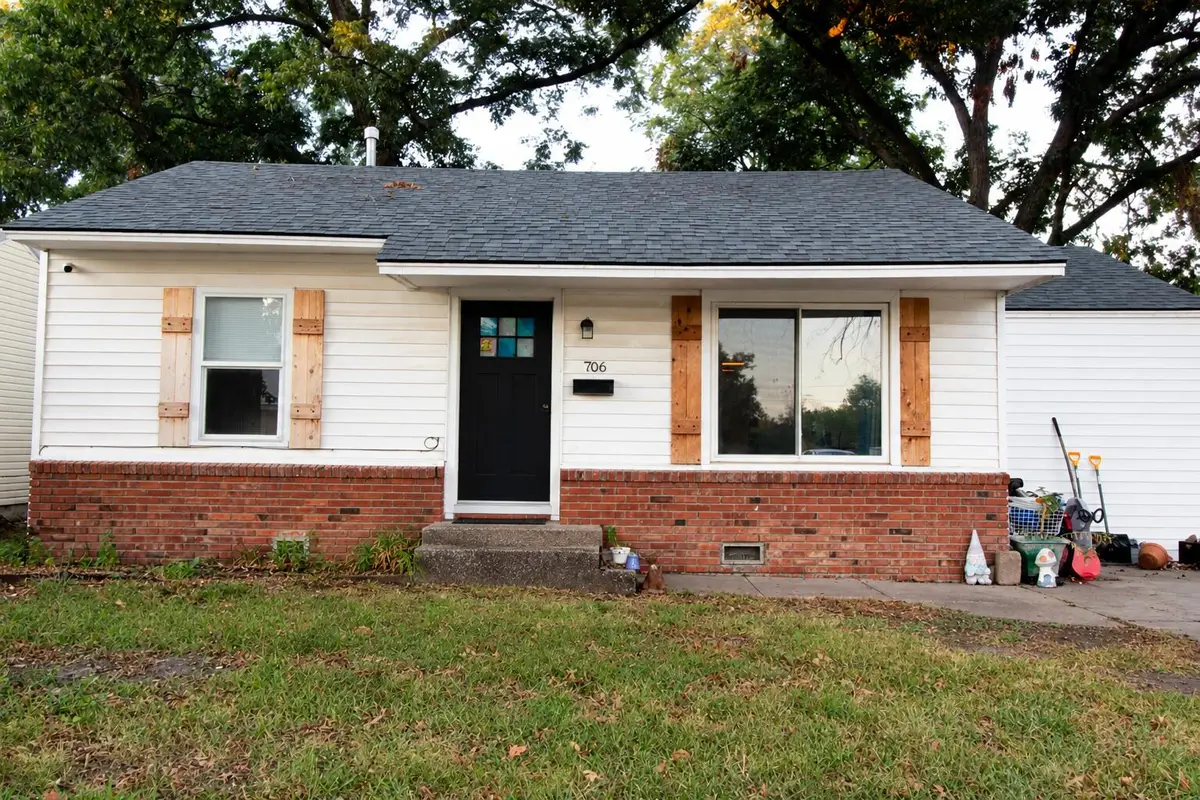 706 Coyne Avenue, Miami, OK 74354 - #1
