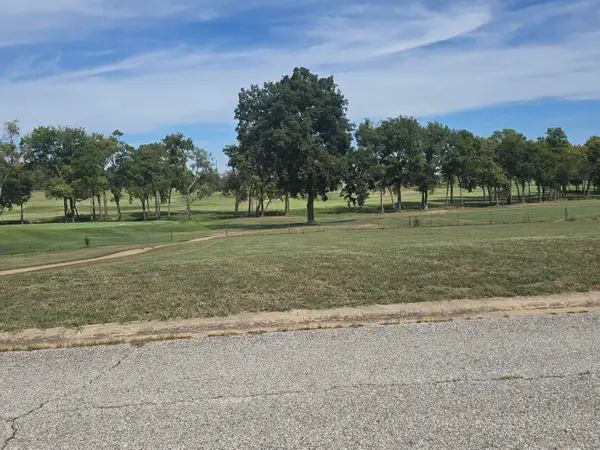 59608 Circle Drive, Miami, OK 74354