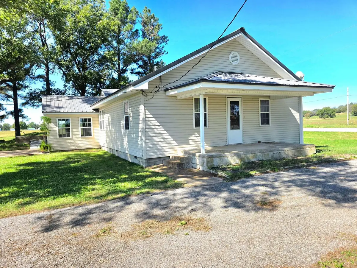 50701 E 100 Road, Miami, OK 74354 - #1