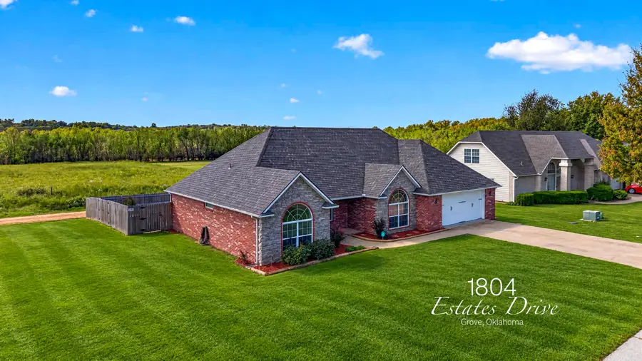 1804 Estates Drive, Grove, OK 74344 - #3