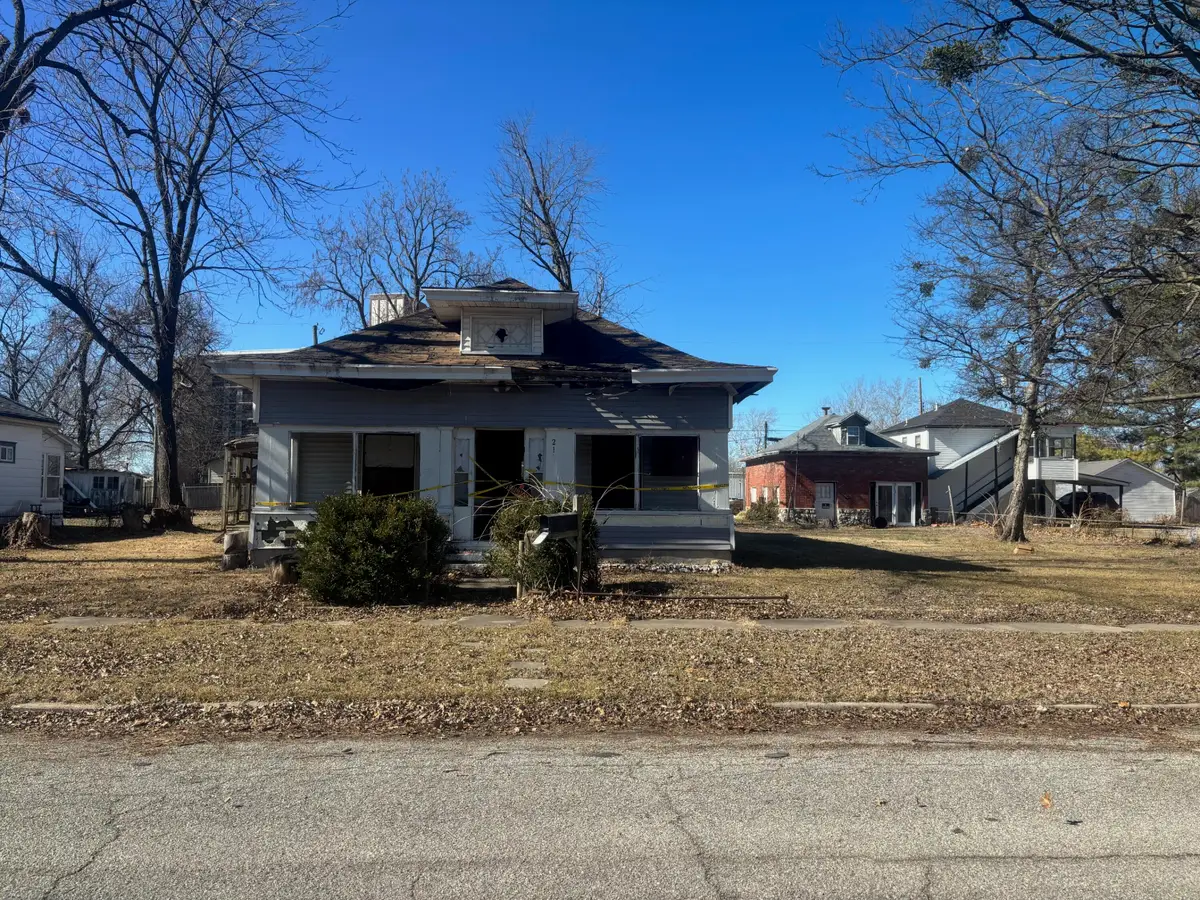 219 C Street, Miami, OK 74354 - #1