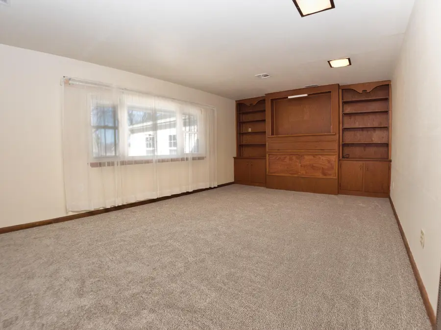 301 E Church Avenue, Fairland, OK 74343 - #3