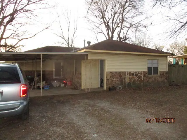 137 N Springfield Street, Welch, OK 74369 - #1