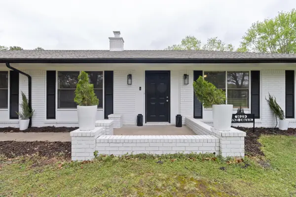 1629 Pine Drive, Grove, OK 74344