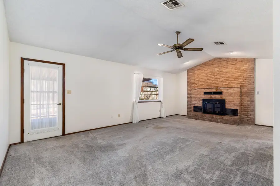 1814 K Street, Miami, OK 74354 - #2