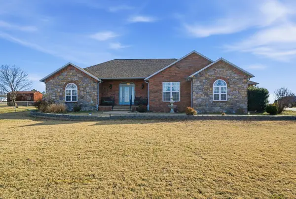 63961 E 298 Lane, Grove, OK 74344