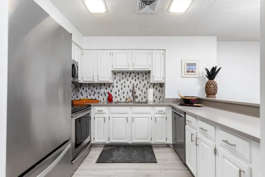 57200 E Highway 125 #Unit 4841, Monkey Island, OK 74331 - #3