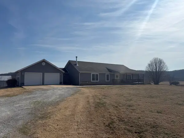 8840 Arkansas 43, Maysville, AR 72747