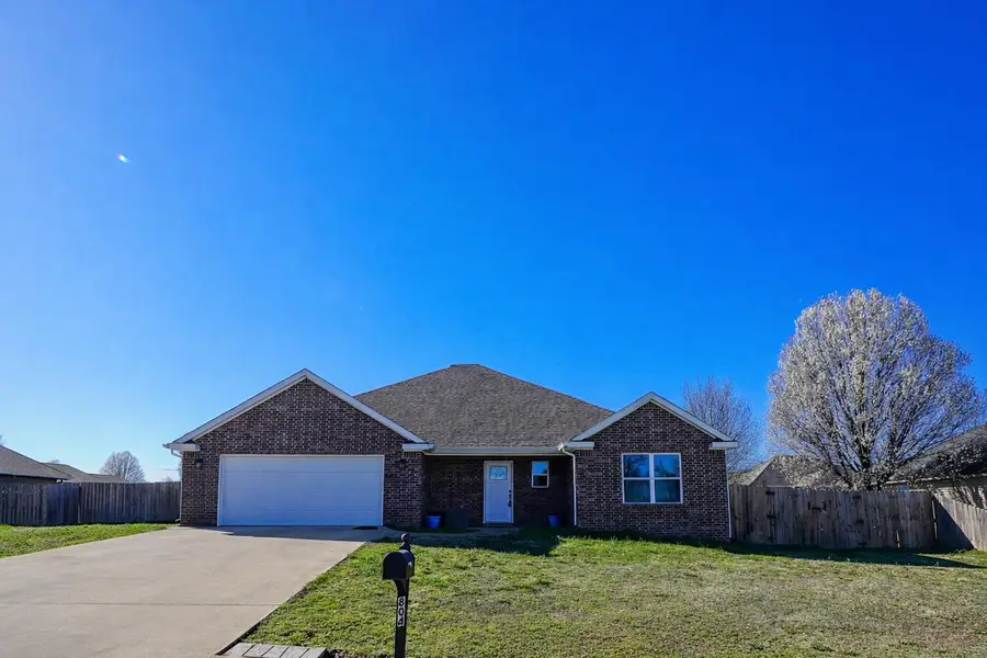 804 E 7th Street, Grove, OK 74344 - #2