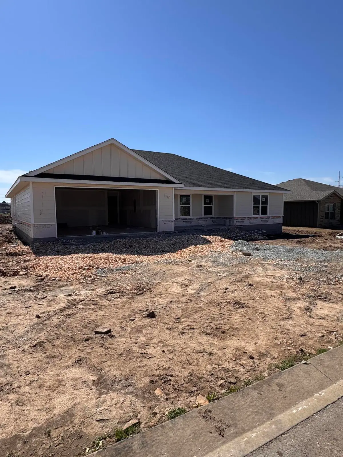 1112 Center Court Circle, Grove, OK 74344 - #1