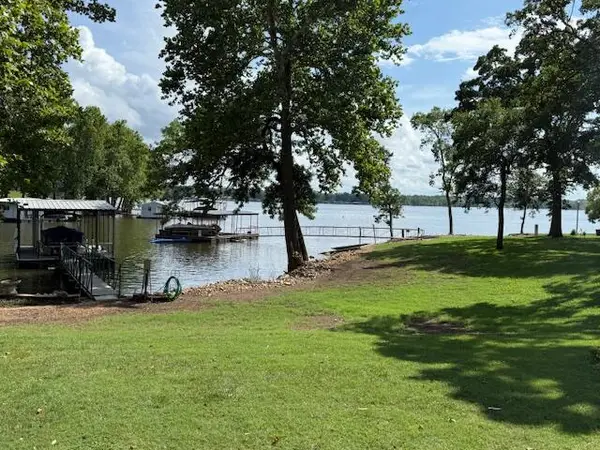 65003 E 250 Road, Grove, OK 74344