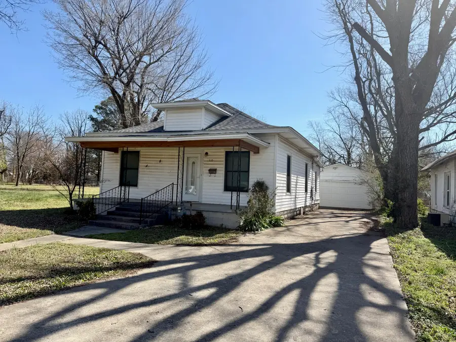 510 N Smith Street, Vinita, OK 74301 - #2