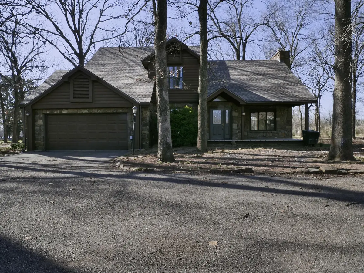 61801 E 94 Road, Miami, OK 74354 - #1