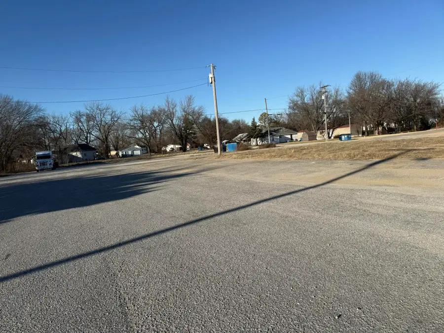 704 W Conner Avenue, Fairland, OK 74343 - #2