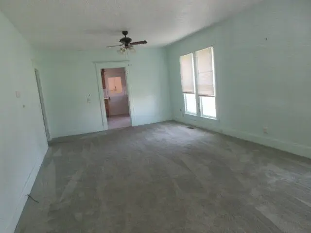 220 E 4th Street, Grove, OK 74344 - #2