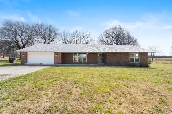 2110 N Main Street, Jay, OK 74346