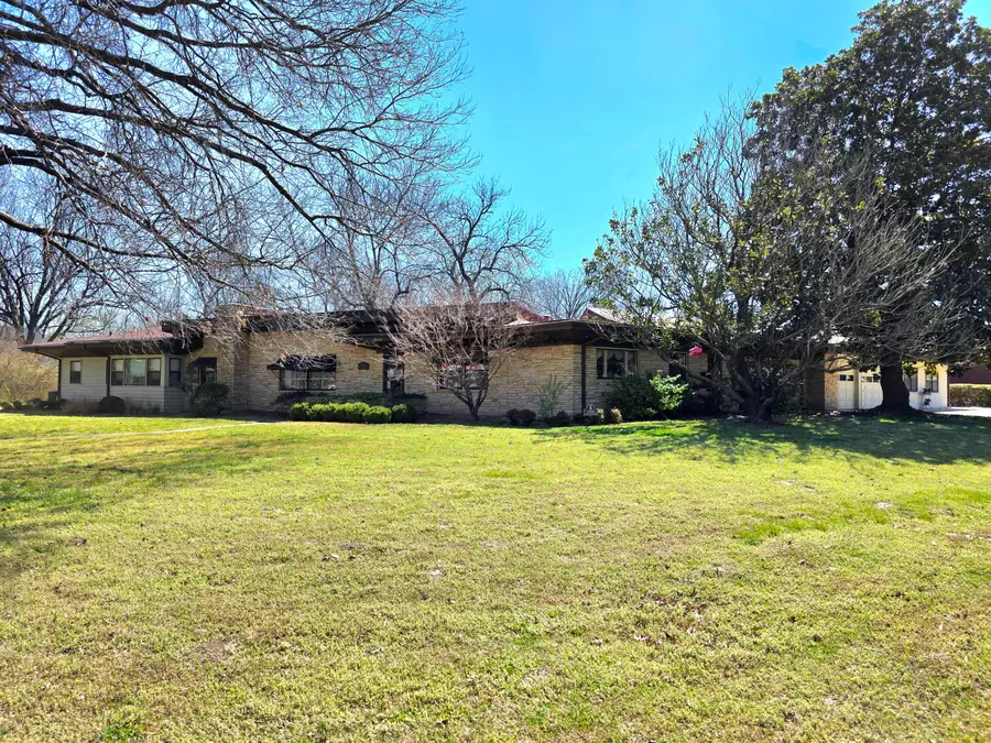 1800 Rockdale Boulevard, Miami, OK 74354 - #2