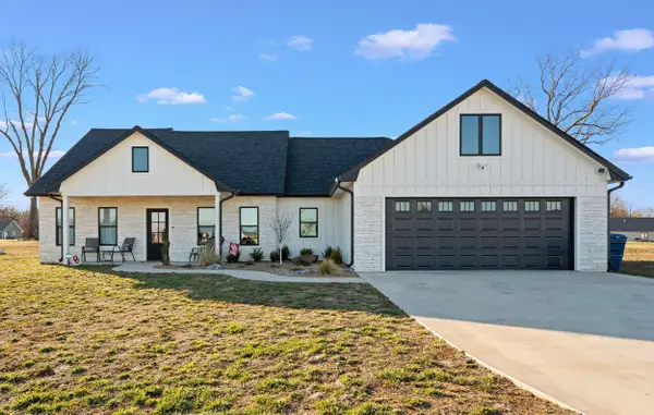 61500 Tarhe Trail, Fairland, OK 74343
