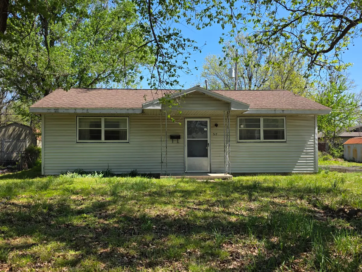 517 C Street, Miami, OK 74354 - #1