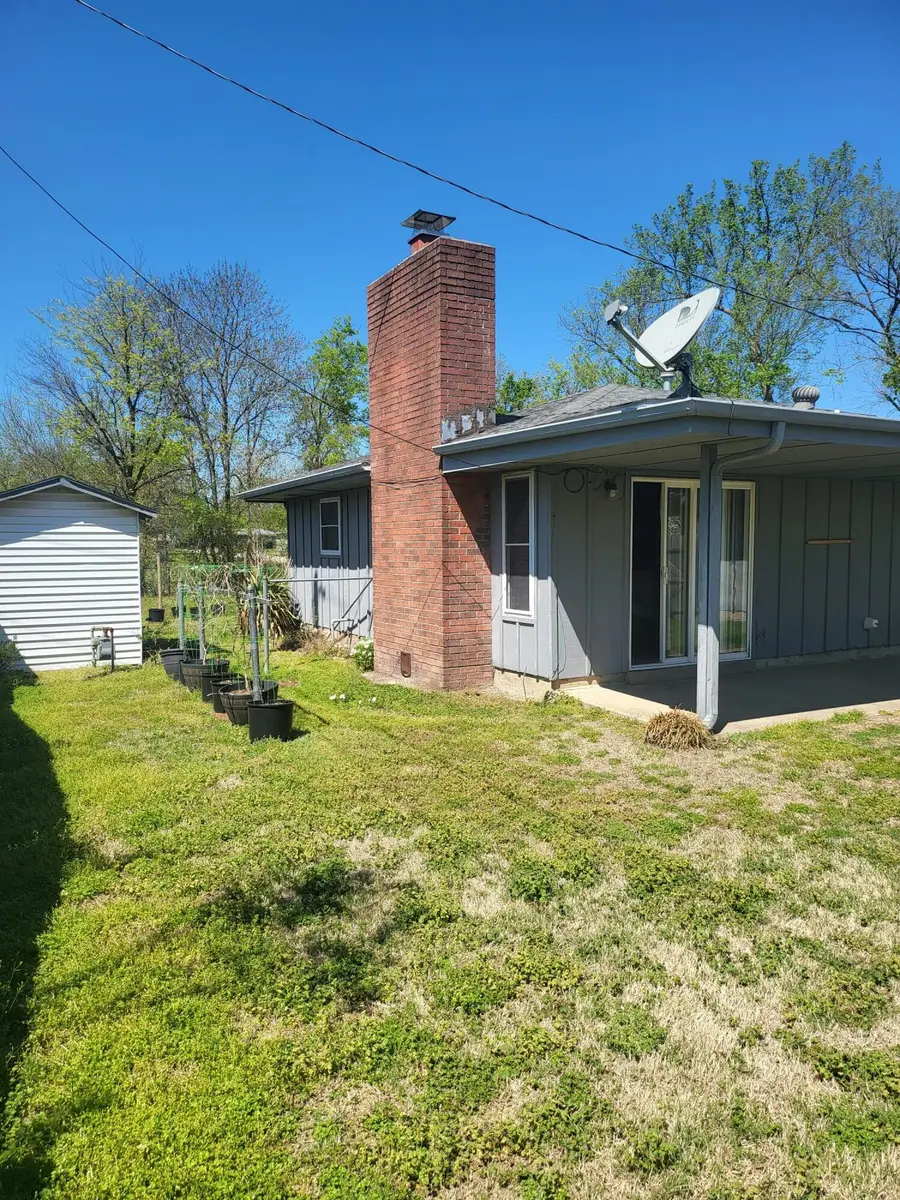 1209 6th Avenue, Miami, OK 74354 - #3